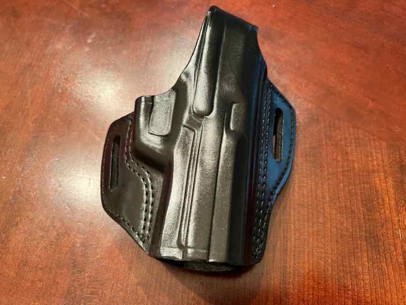 HK P2000 / USP Compact Holster