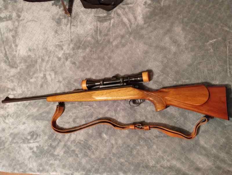 REMINGTON 700 .243 BOLT ACTION SLING SCOPE NICE!!!