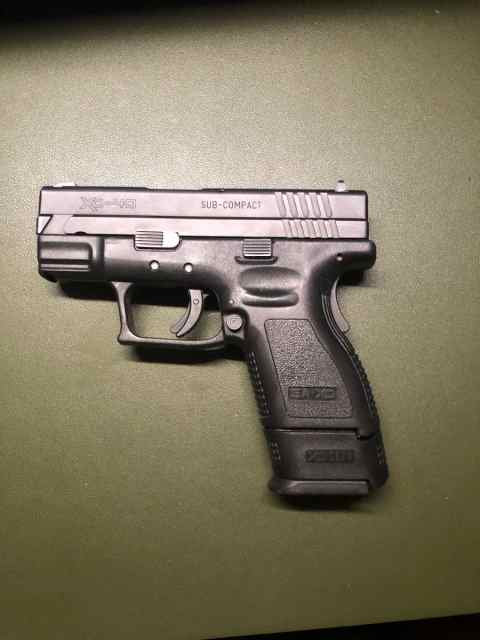 Springfield XD40 SUBCOMPACT