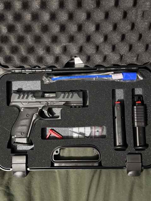 Walther PDP Steel Frame 4” Compact - Brand New